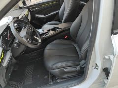 SAIC MG i5 2021 1.5L CVT Platinum Edition - ფოტო 15