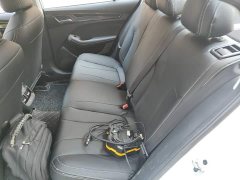 SAIC MG i5 2021 1.5L CVT Platinum Edition - ფოტო 17