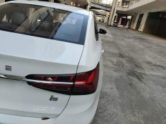 SAIC MG i5 2021 1.5L CVT Platinum Edition - ფოტო 8
