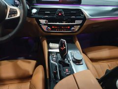 BMW 5 Series (Imported) Facelift 525i M Sport Package - ფოტო 14