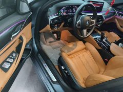 BMW 5 Series (Imported) Facelift 525i M Sport Package - ფოტო 16