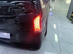 Mercedes-Benz Vito 2.0T Business Edition 7-Seater - ფოტო 8