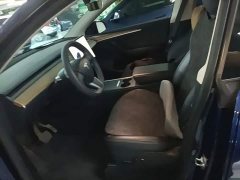 Tesla Model Y Standard Range RWD - ფოტო 15