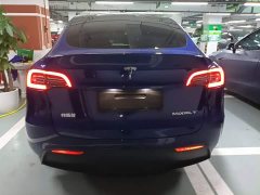 Tesla Model Y Standard Range RWD - ფოტო 6