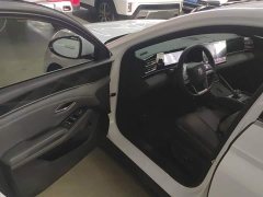 BYD Qin L DM-i Smart Drive Edition 120KM Superior - ფოტო 16
