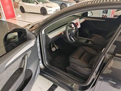 Tesla Model Y Rear-Wheel Drive - ფოტო 16