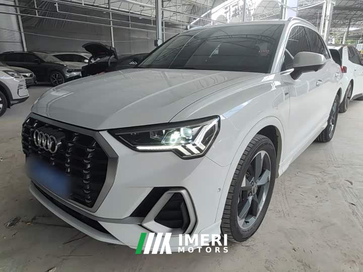 Audi Q3 35 TFSI Fashion Dynamic Edition (1.5T) - ავტომობილი ჩინეთიდან