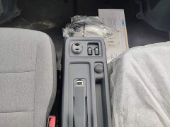 Wuling Yangguang 2024 300km Comfort Passenger Van 75kW - ფოტო 14