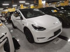 Tesla Model Y 2022 Facelift Long Range All-Wheel Drive - ფოტო 4