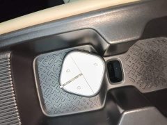 Wuling Binguo PLUS 2024 401km 5-Seater - ფოტო 9