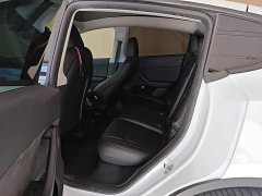 Tesla Model Y Long Range All-Wheel Drive - ფოტო 17