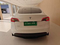 Tesla Model Y Long Range All-Wheel Drive - ფოტო 6