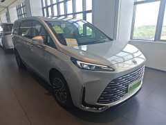 Buick GL8 New Energy Lusang Respect Edition - ფოტო 4