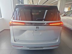 Buick GL8 New Energy Lusang Respect Edition - ფოტო 6