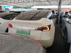 Tesla Model Y Standard Range RWD - ფოტო 7
