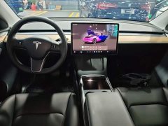 Tesla Model Y Rear-Wheel Drive - ფოტო 10