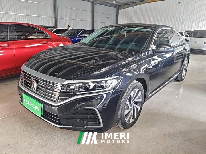 Volkswagen Passat Plug-in Hybrid 430PHEV Hybrid Elite Edition