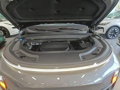 Li Auto L9 2022 Max - ფოტო 20