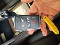 Land Rover Discovery Sport 249PS R-Dynamic S Performance 5-Seater - ფოტო 9