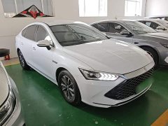 BYD Qin PLUS 2024 Glory Edition DM-i 55KM Leading - ფოტო 4