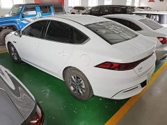 BYD Qin PLUS 2024 Glory Edition DM-i 55KM Leading - ფოტო 5