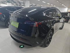 Tesla Model Y Long Range All-Wheel Drive - ფოტო 7