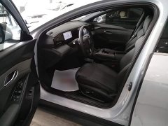 BYD Qin L EV 545KM Excellence Edition - ფოტო 16