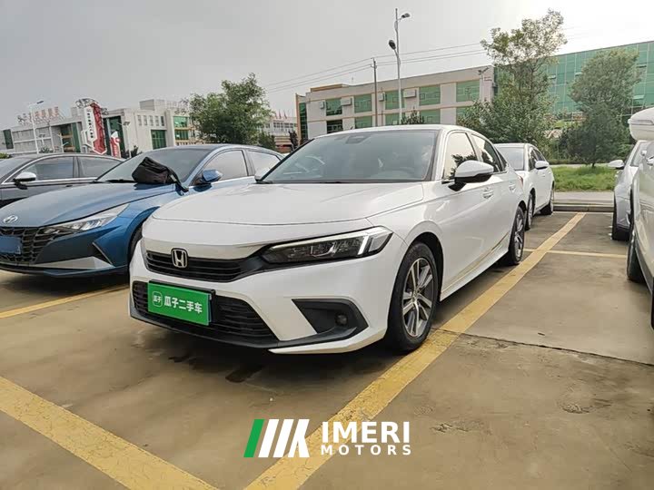 Honda Civic 240TURBO CVT Dynamic Edition