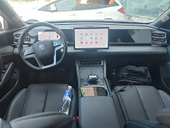 BYD Qin L DM-i Smart Drive Edition 120KM Superior - ფოტო 10