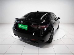 Alfa Romeo Giulia 2023 2.0T 280HP Track Edition - ფოტო 5