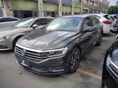 Volkswagen Sagitar 280TSI DSG Flying Edition - ფოტო 2