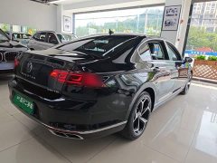 Volkswagen Magotan 2 Million Units Commemorative Edition 330TSI DSG Leading Version - ფოტო 7