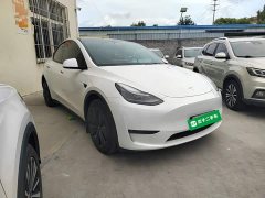 Tesla Model Y Standard Range RWD - ფოტო 4