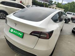 Tesla Model Y Standard Range RWD - ფოტო 7