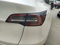Tesla Model Y Standard Range RWD - ფოტო 8