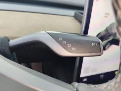 Tesla Model Y Standard Range RWD - ფოტო 14