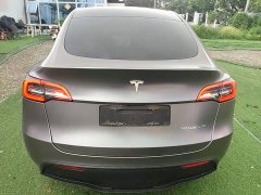 Tesla Model Y Standard Range RWD - ფოტო 6