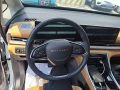 Maxus G50 Plug-in Hybrid Flagship Edition - ფოტო 11