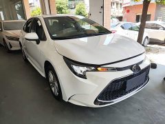 Toyota Corolla 1.8L CVT Luxury - ფოტო 4