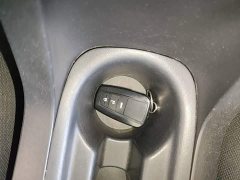 Toyota Corolla 1.8L CVT Luxury - ფოტო 9