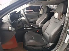 Hyundai Elantra 2023 1.5L CVT GLX Elite - ფოტო 15