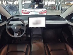 Tesla Model Y Rear-Wheel Drive - ფოტო 10