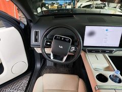 Li Auto L8 Pro - ფოტო 11