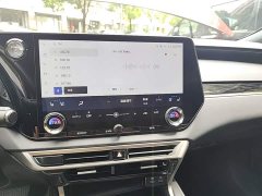 Lexus RX 350h AWD Premium Edition - ფოტო 13