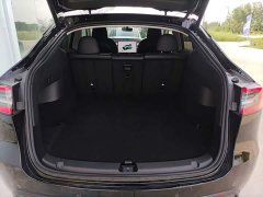 Tesla Model Y 2023 Rear-Wheel Drive - ფოტო 19