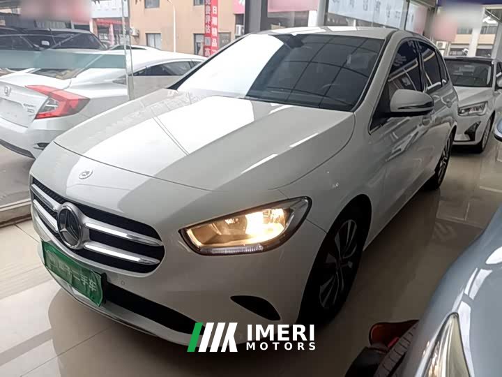 Mercedes-Benz B-Class B 180 Fashion Edition - car from China