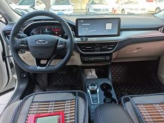 Ford Focus Sedan EcoBoost 180 Automatic Trend - ფოტო 10