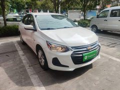 Chevrolet Cruze 325T Automatic Joyful Edition - ფოტო 4