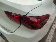 Chevrolet Cruze 325T Automatic Joyful Edition - ფოტო 8