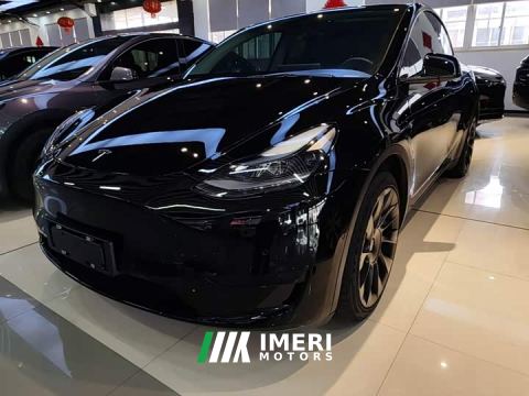 2022 Tesla Model Y Rear-Wheel Drive
